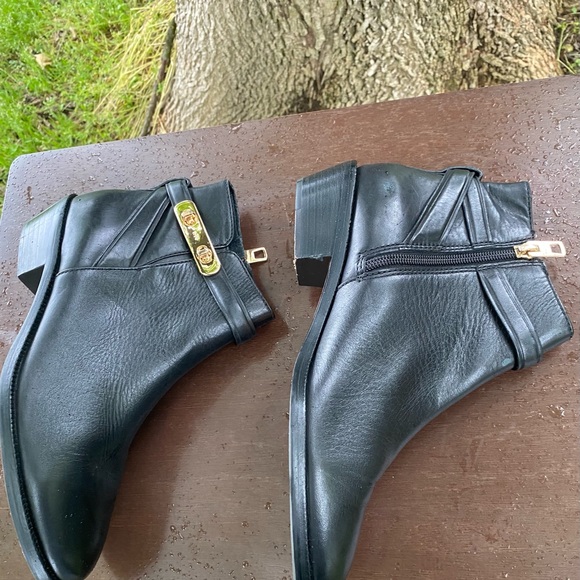 Short boots - Picture 4 of 7